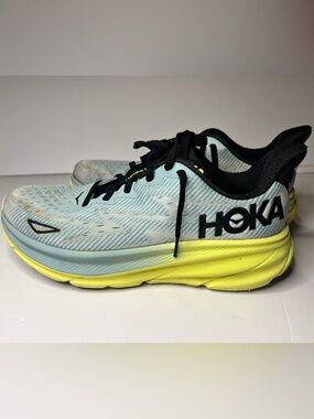 Hoka One One Trainer in Light Blue, Neon Yellow and Black